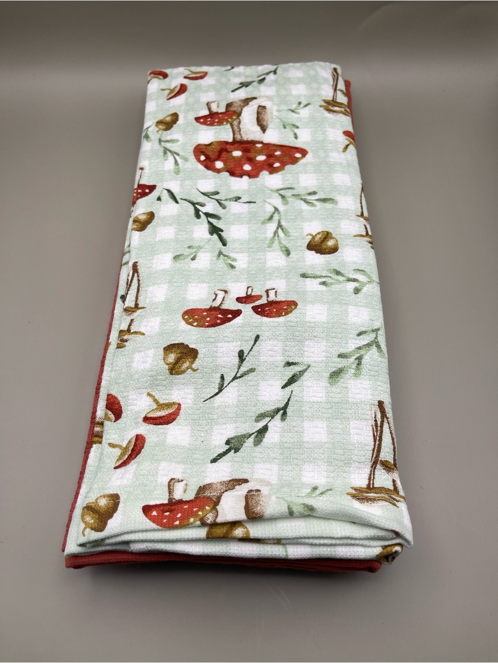 Martha Stewart Mushroom Kitchen Towel 3-Pack Set, Burnt Orange/Green/White,
NWT - Picture 8 of 8
